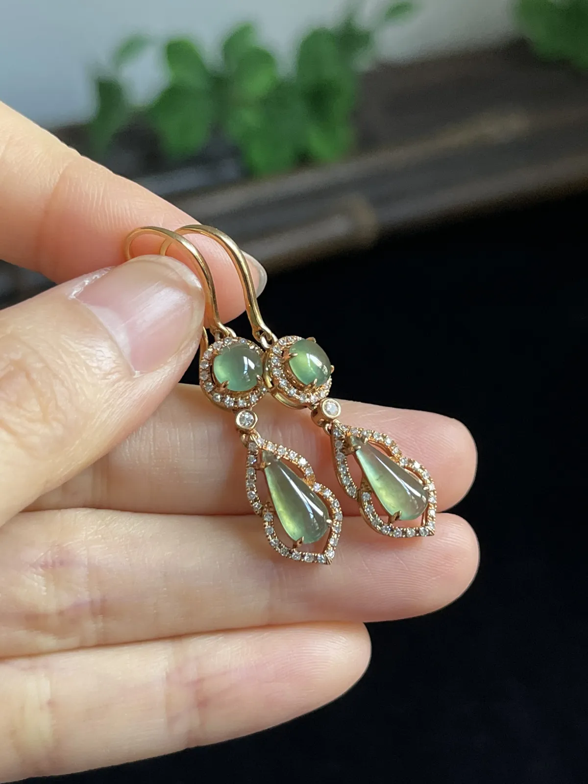 翡翠耳坠，印记：G18K,伴钻石