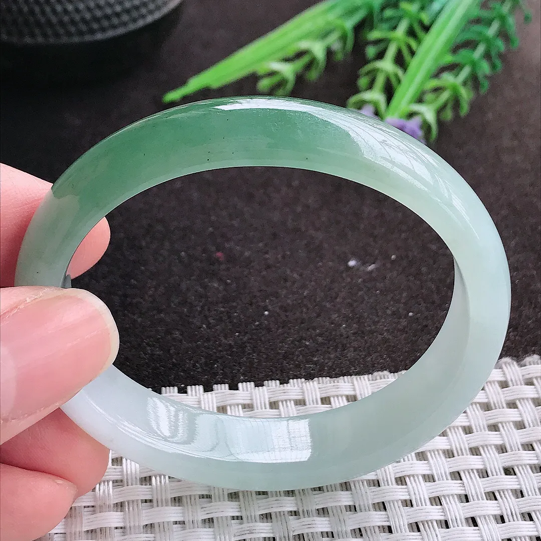 实拍A货翡翠53/45/12.4/7老坑冰胶水灵油绿贵妃手镯宽边玉镯手环