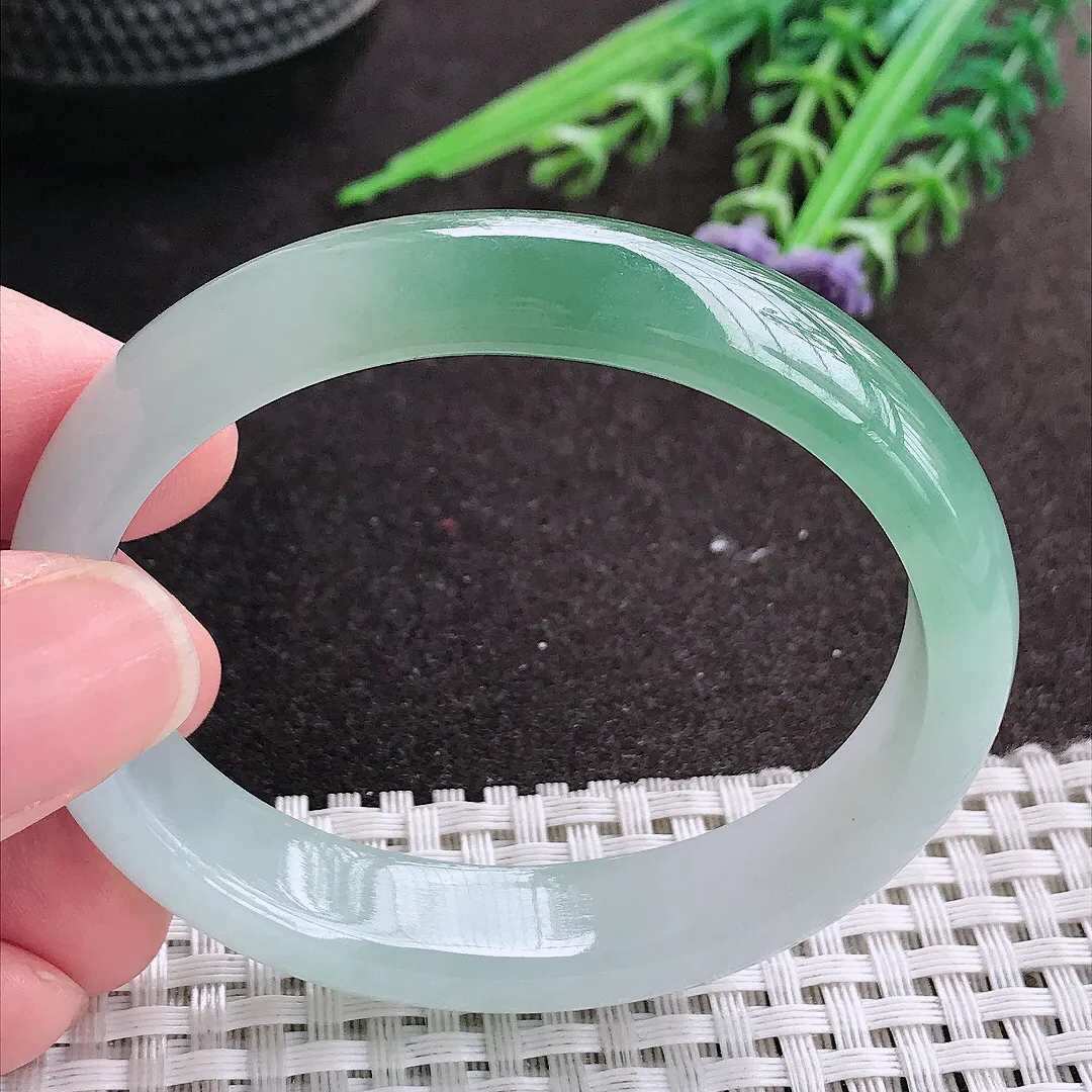 实拍A货翡翠53/45/12.4/7老坑冰胶水灵油绿贵妃手镯宽边玉镯手环