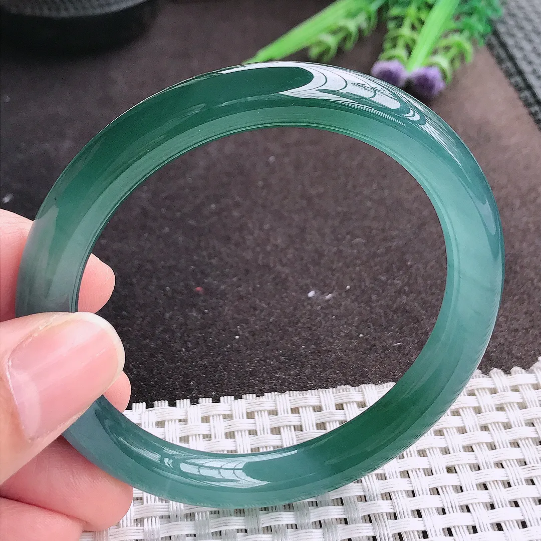 实拍A货翡翠57/8.8老坑冰胶果冻满色天空蓝圆条手镯玉镯手环