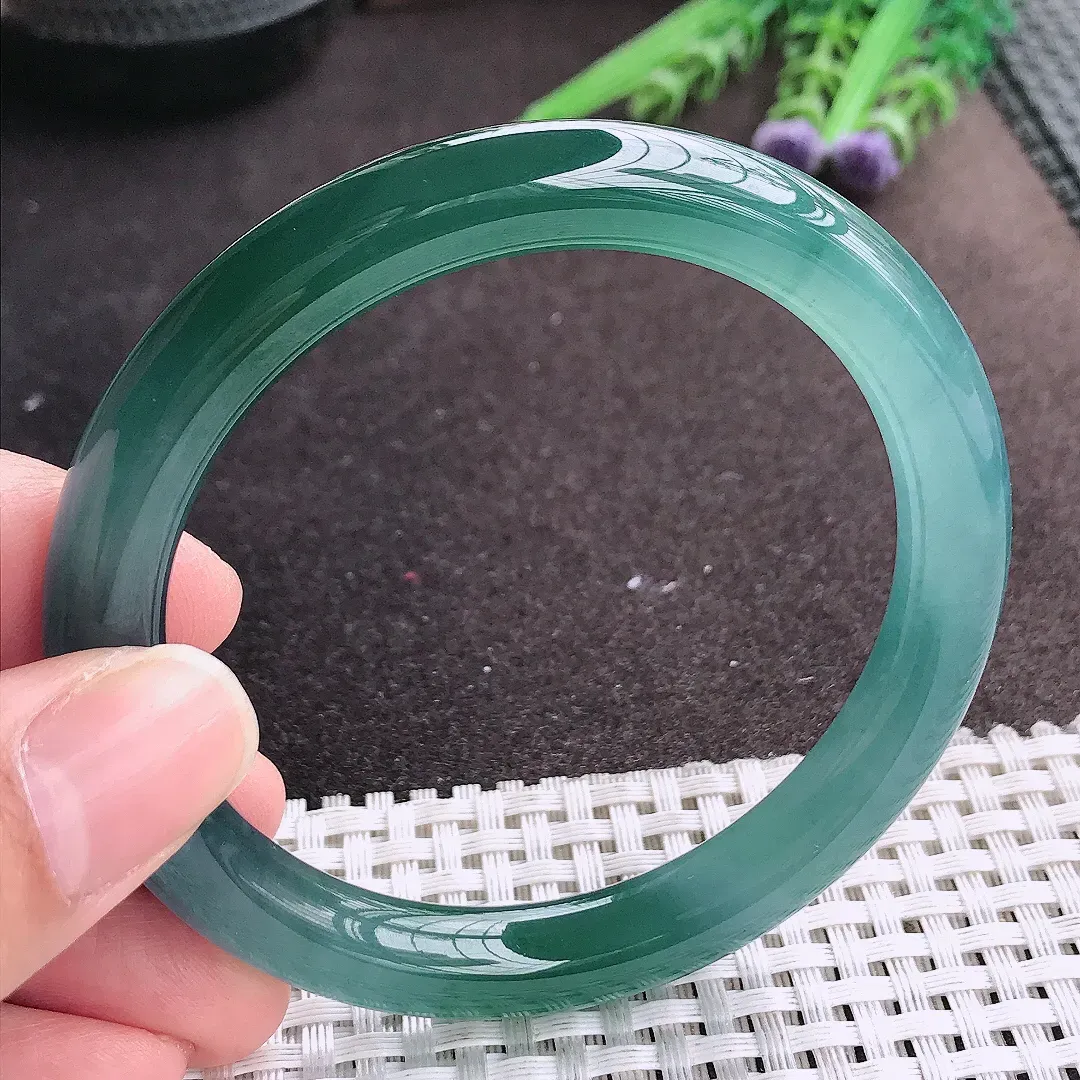 实拍A货翡翠57/8.8老坑冰胶果冻满色天空蓝圆条手镯玉镯手环