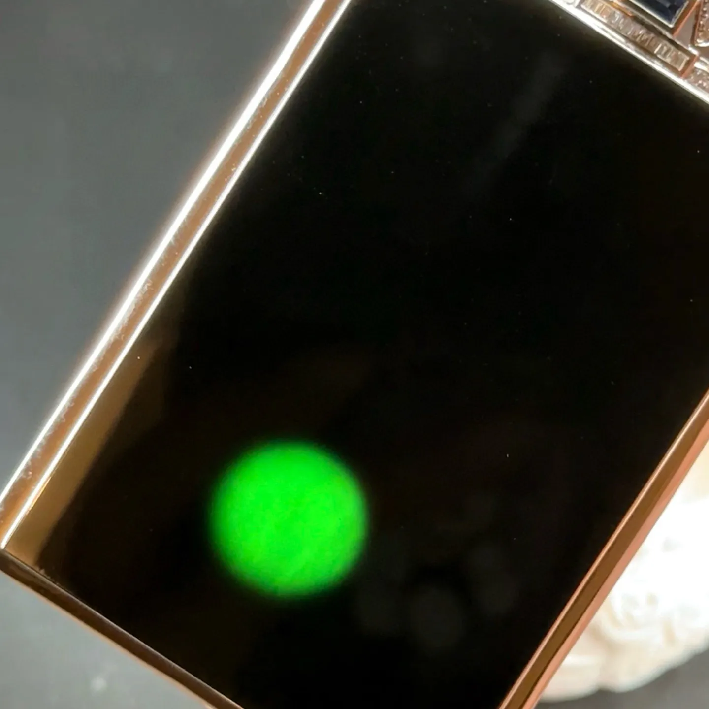 精品墨翠超大无事牌 种好色正 黑度极好 打灯通透 重金豪镶 尺寸90.3