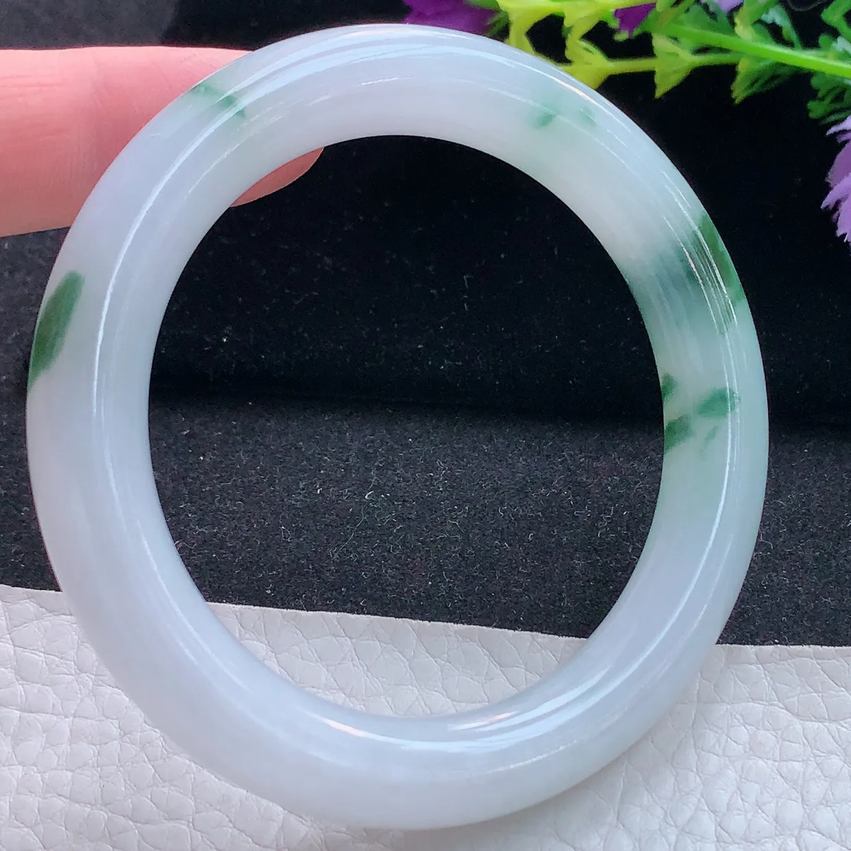 yh实拍55*10.5*10美人镯 天然翡翠A货手镯冰飘花圆条玉镯子 叮当镯