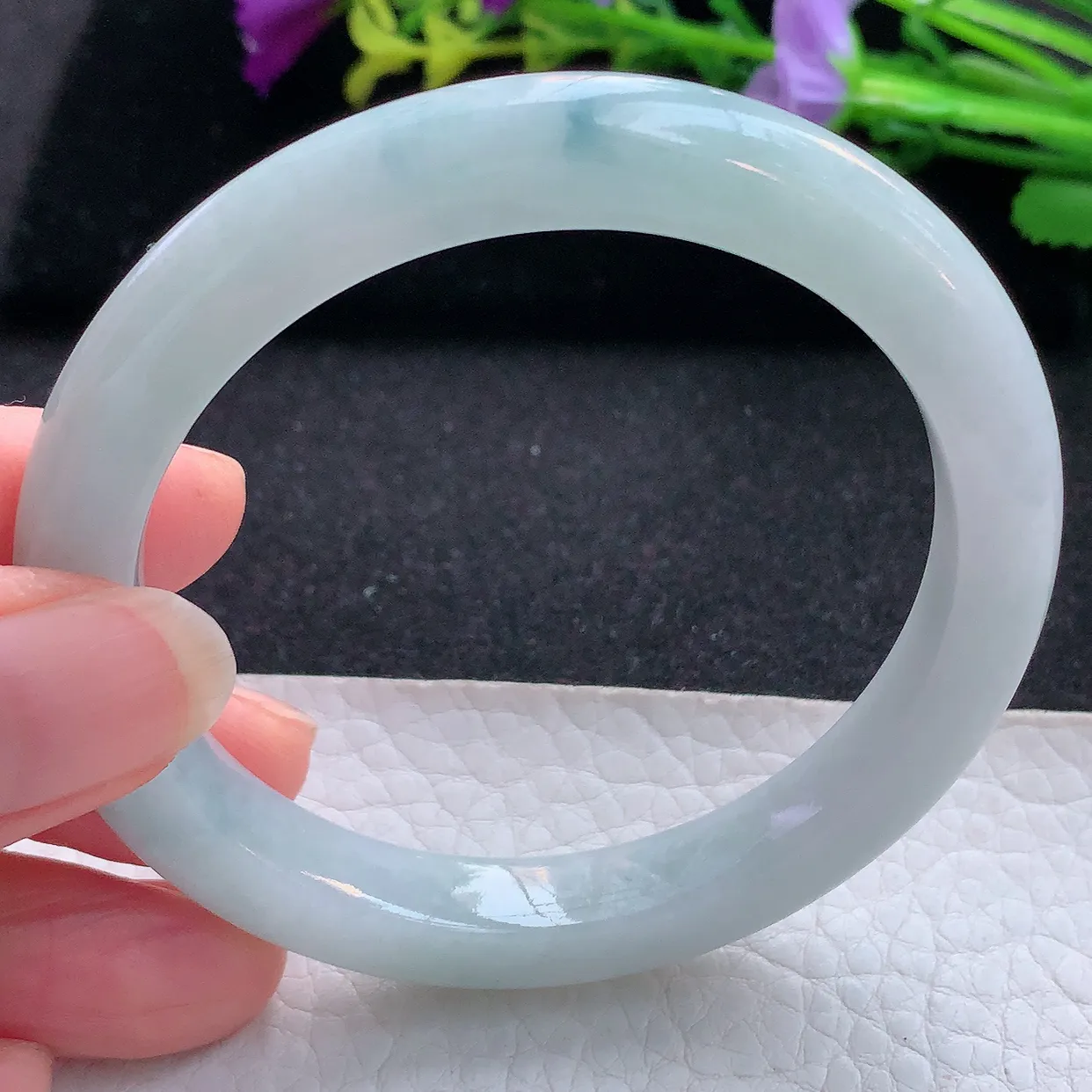 js实拍56*11.6*7.3平安镯 天然翡翠A货手镯水润飘花秀气宽边正圈玉镯子