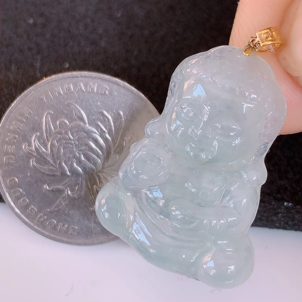 18K金镶嵌冰胶翡翠保平安宝宝佛吊坠，一生平安，玉质莹润，佩戴佳品，#49.28