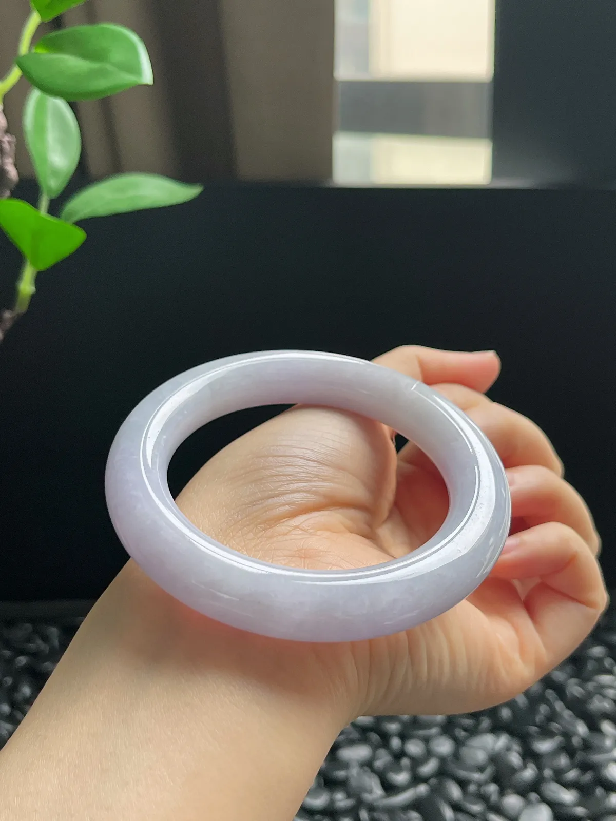 圆镯56圈口，翡翠糯化种紫色手镯