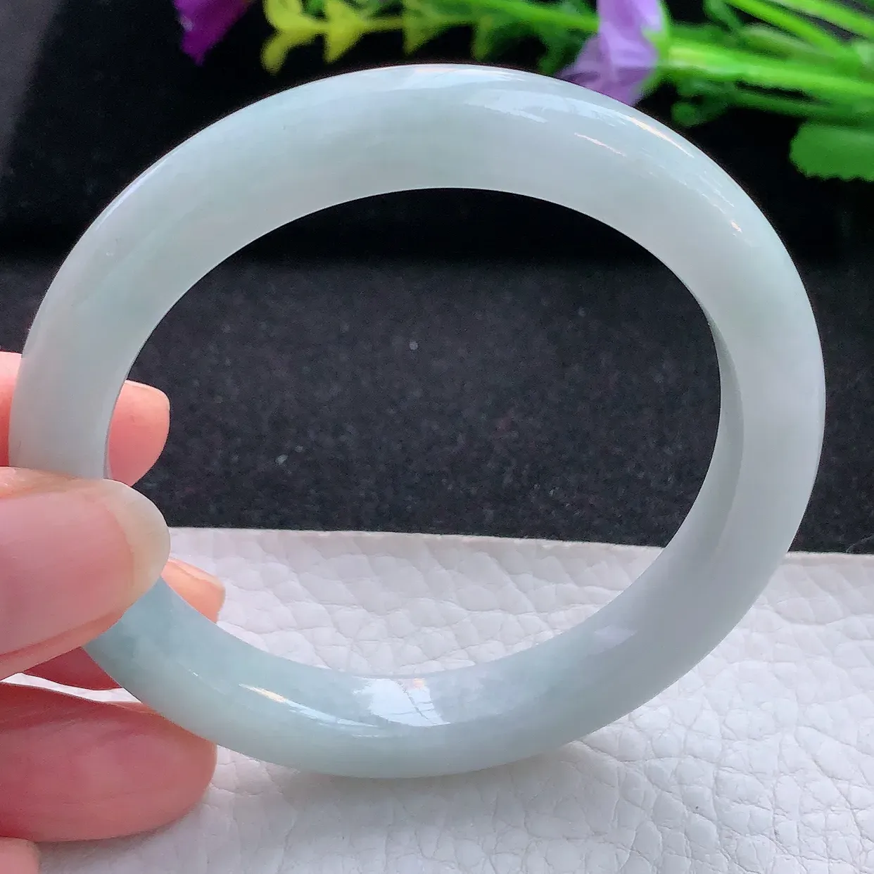 js实拍56*11.6*7.3平安镯 天然翡翠A货手镯水润飘花秀气宽边正圈玉镯子