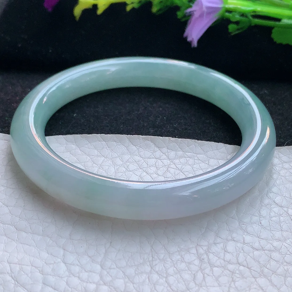 r实拍58*9.8*9.5美人镯 天然翡翠A货手镯清新圆条正圈玉镯子 叮当镯