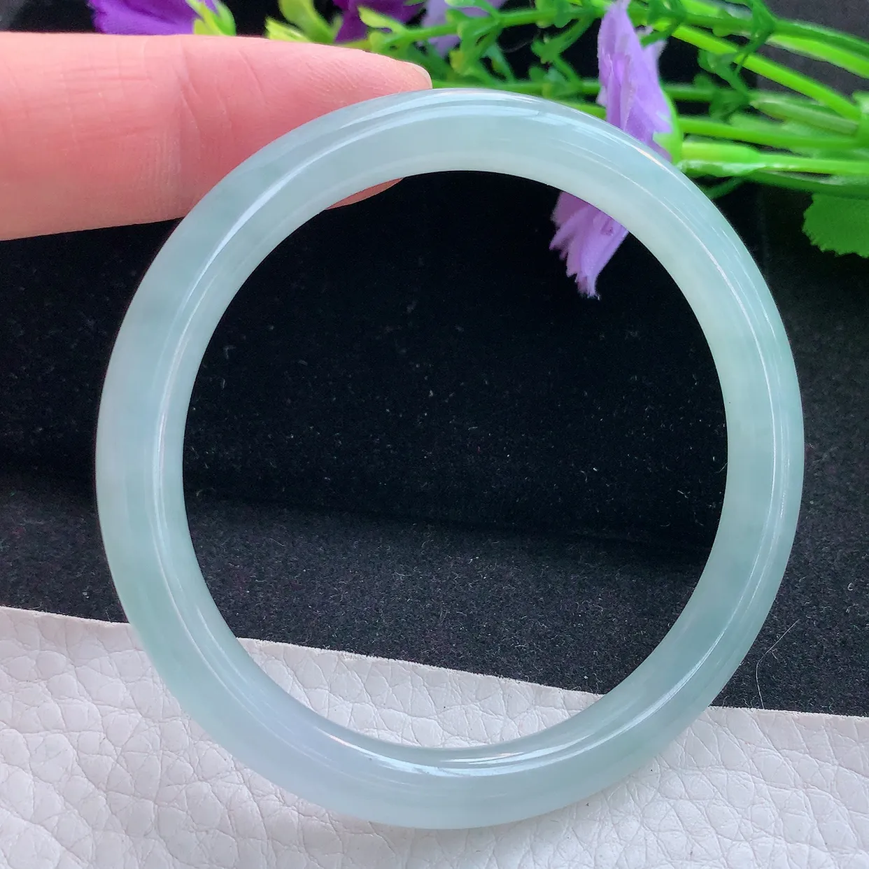 yh实拍53*6.5*7.2美人镯 天然翡翠A货手镯冰天空蓝圆条玉镯子 叮当镯