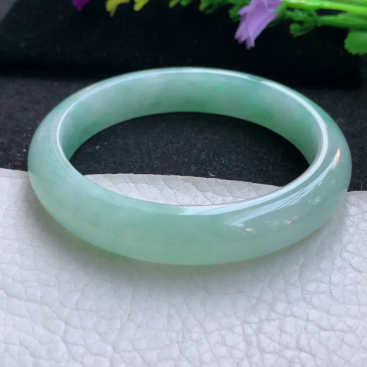 xx实拍57*12*8.3平安镯 天然翡翠A货手镯冰绿纯美宽边正圈玉镯子