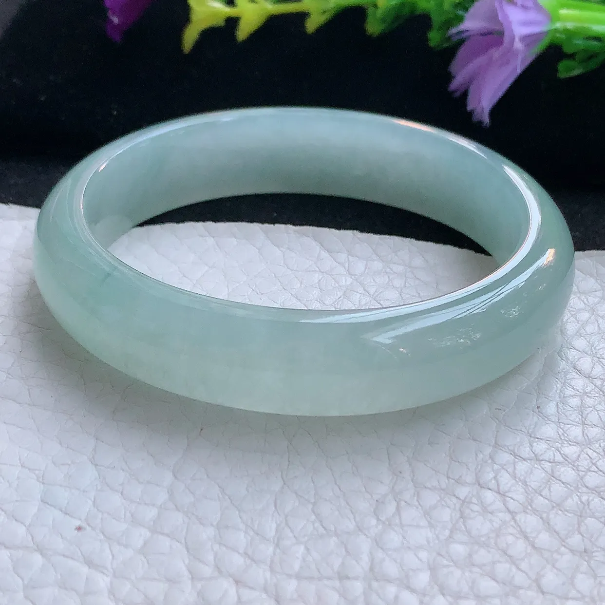 r实拍53*47*12.5*7.3贵妃镯 天然翡翠A货手镯冰晴蛋形宽边玉镯子