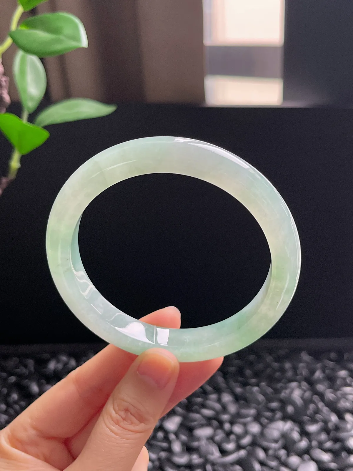 正圈62圈口，翡翠冰糯种绿色手镯