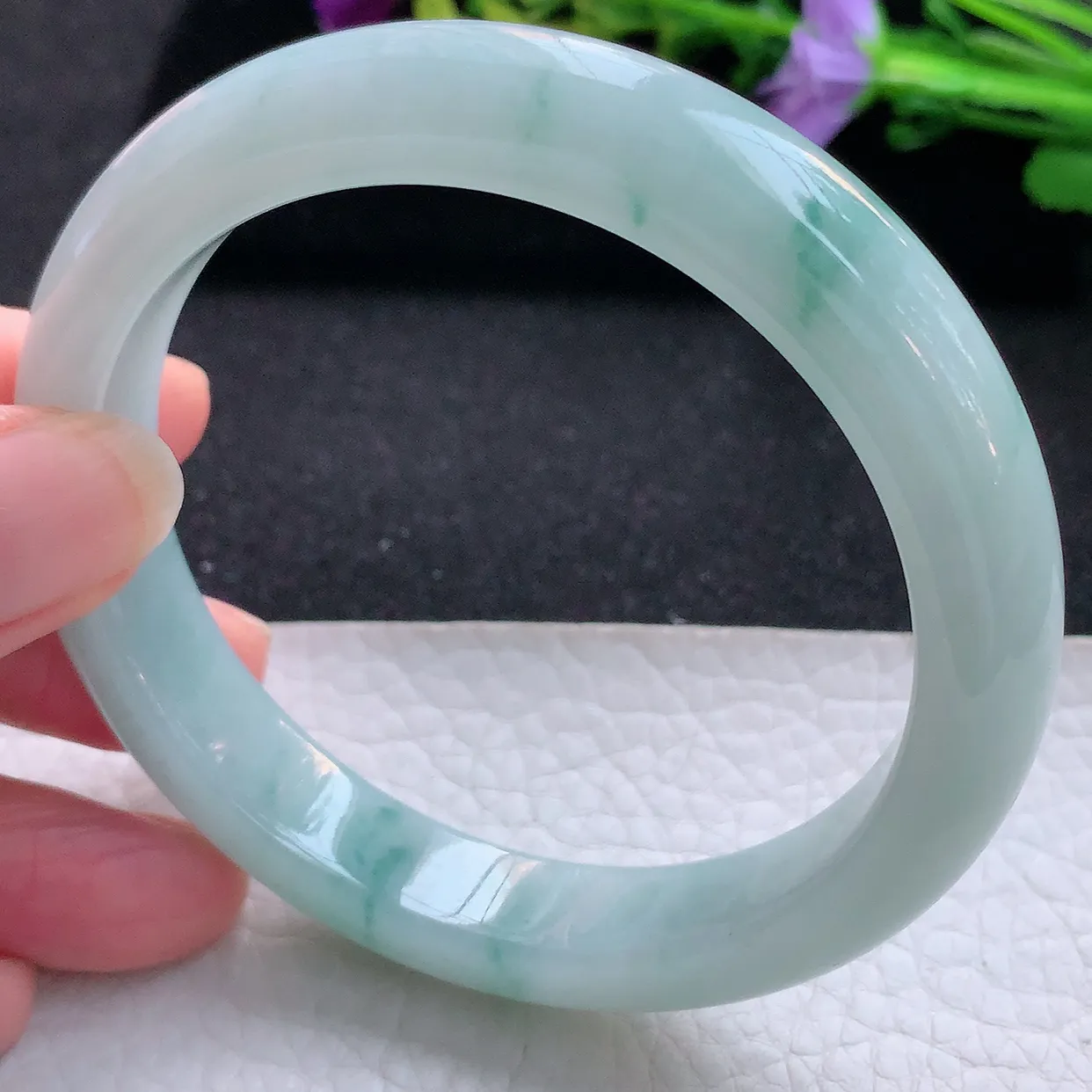 xx大圈口61*12.3*8.5平安镯 天然翡翠A货手镯水润飘花宽边正圈玉镯子