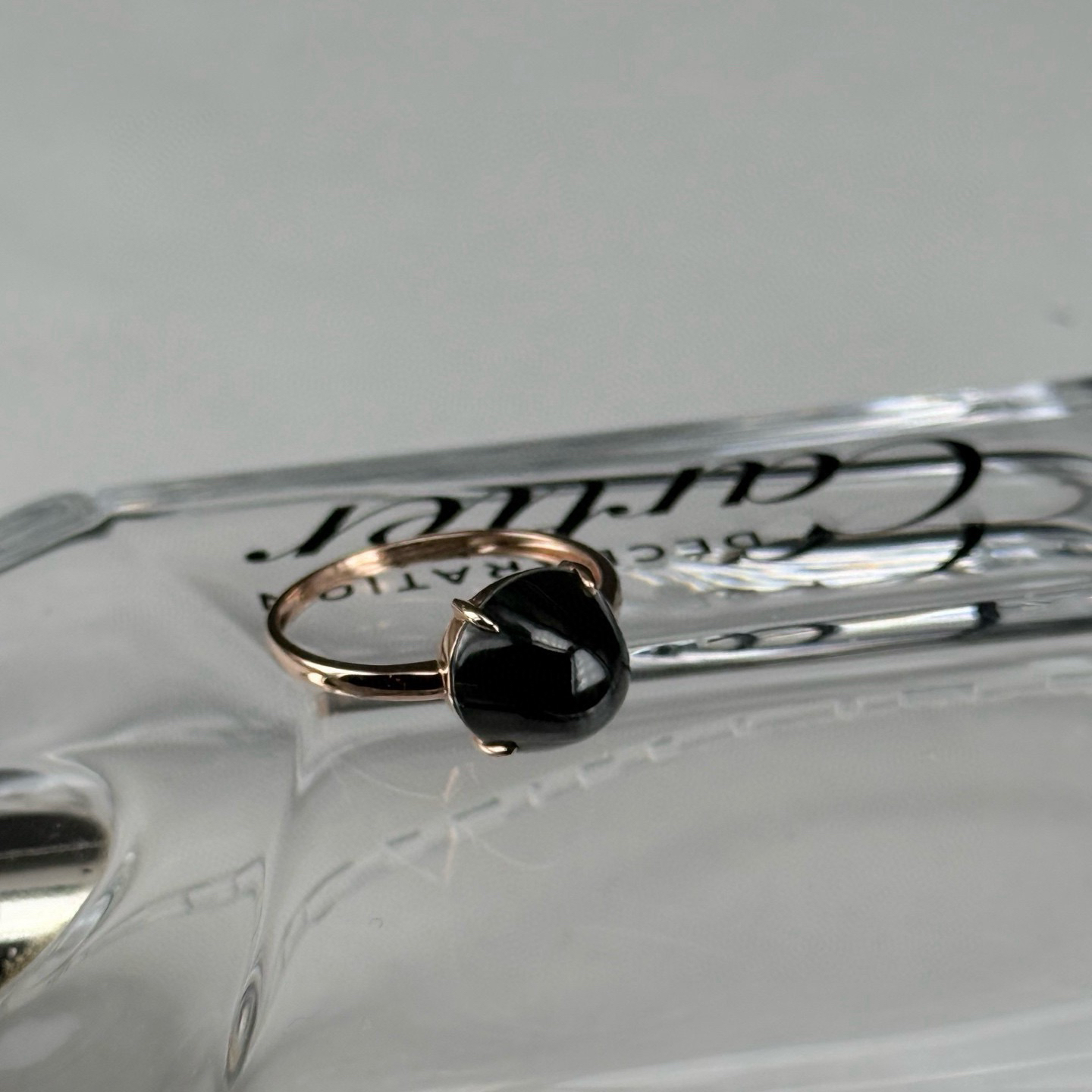 精品18k墨翠小蛋面女戒 种好色正 黑度极好 打灯通透 油性十足 尺寸10.1