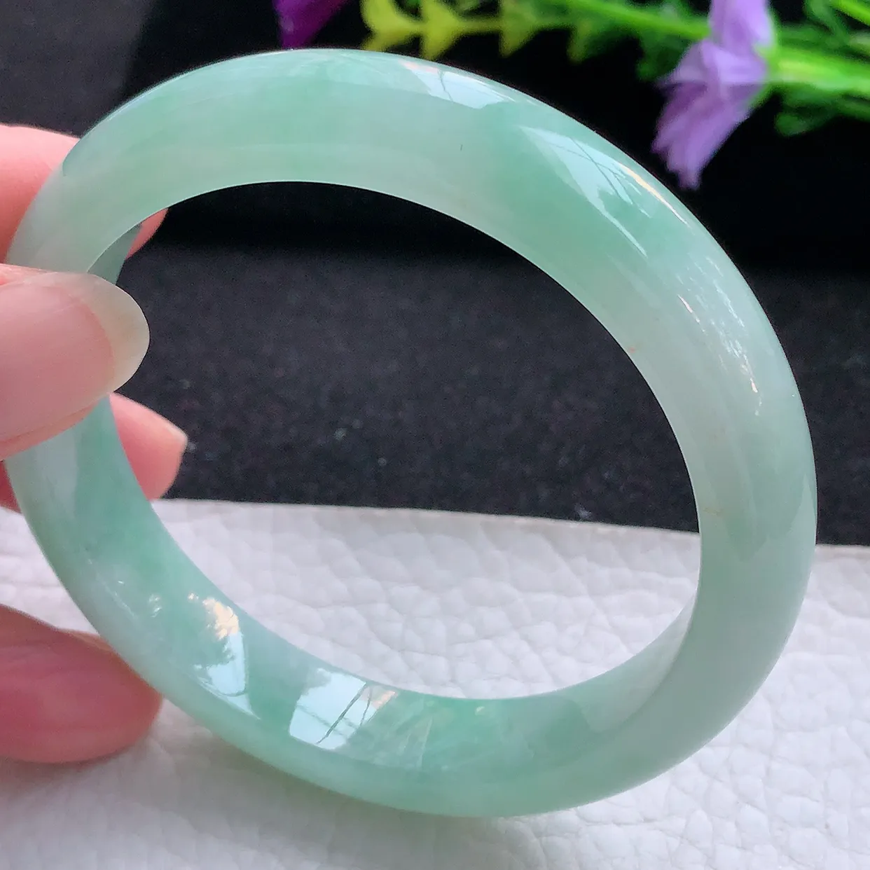 xx实拍57*12*8.3平安镯 天然翡翠A货手镯冰绿纯美宽边正圈玉镯子