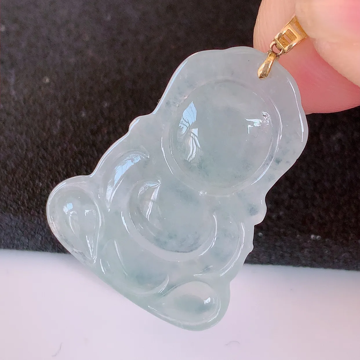 18K金镶嵌冰胶翡翠保平安宝宝佛吊坠，一生平安，玉质莹润，佩戴佳品，#49.28