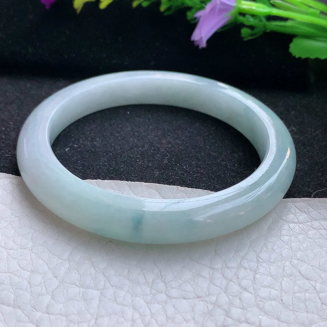 js实拍56*11.6*7.3平安镯 天然翡翠A货手镯水润飘花秀气宽边正圈玉镯子