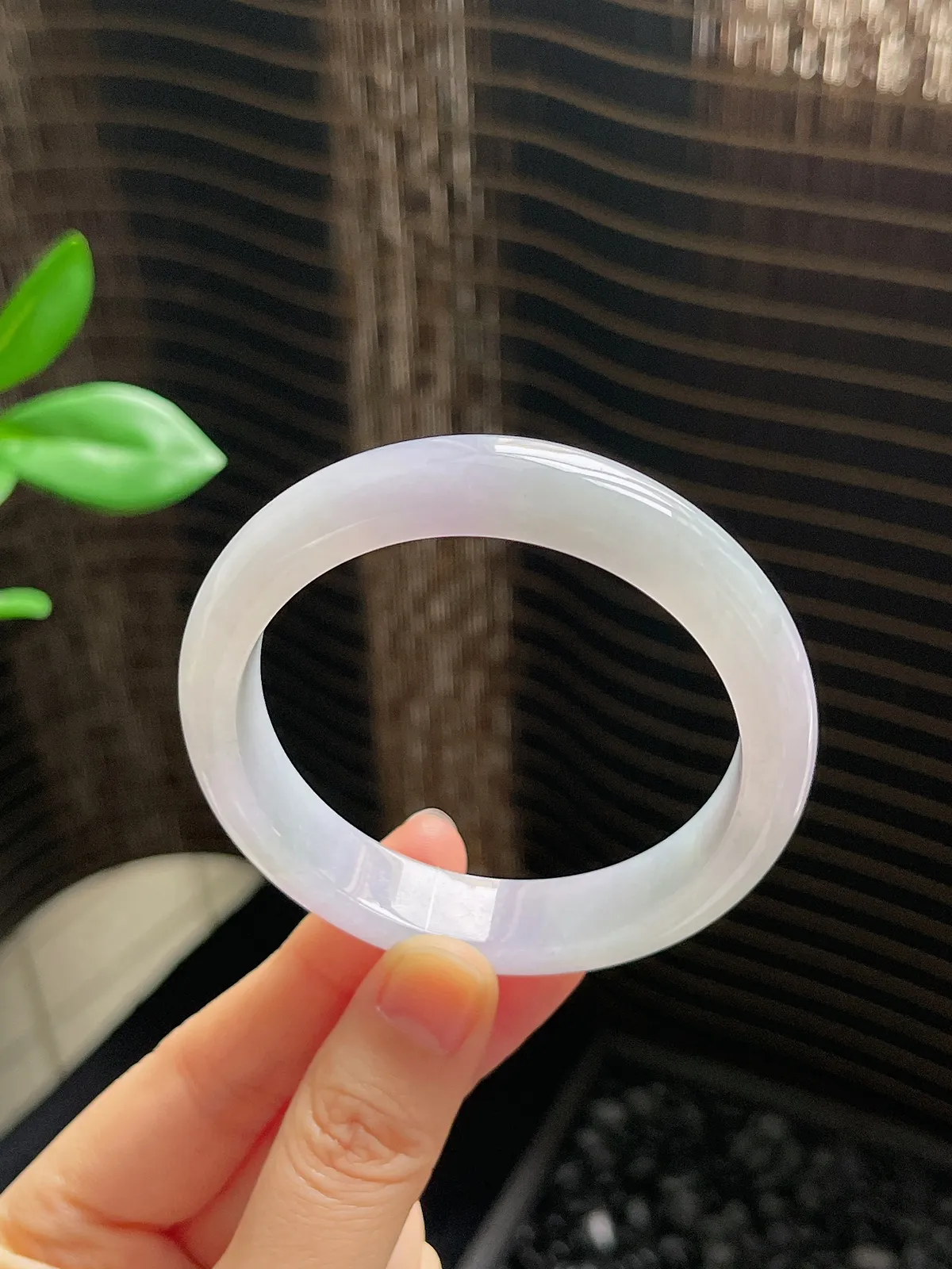 正圈53.8圈口，翡翠冰糯种淡紫色手镯