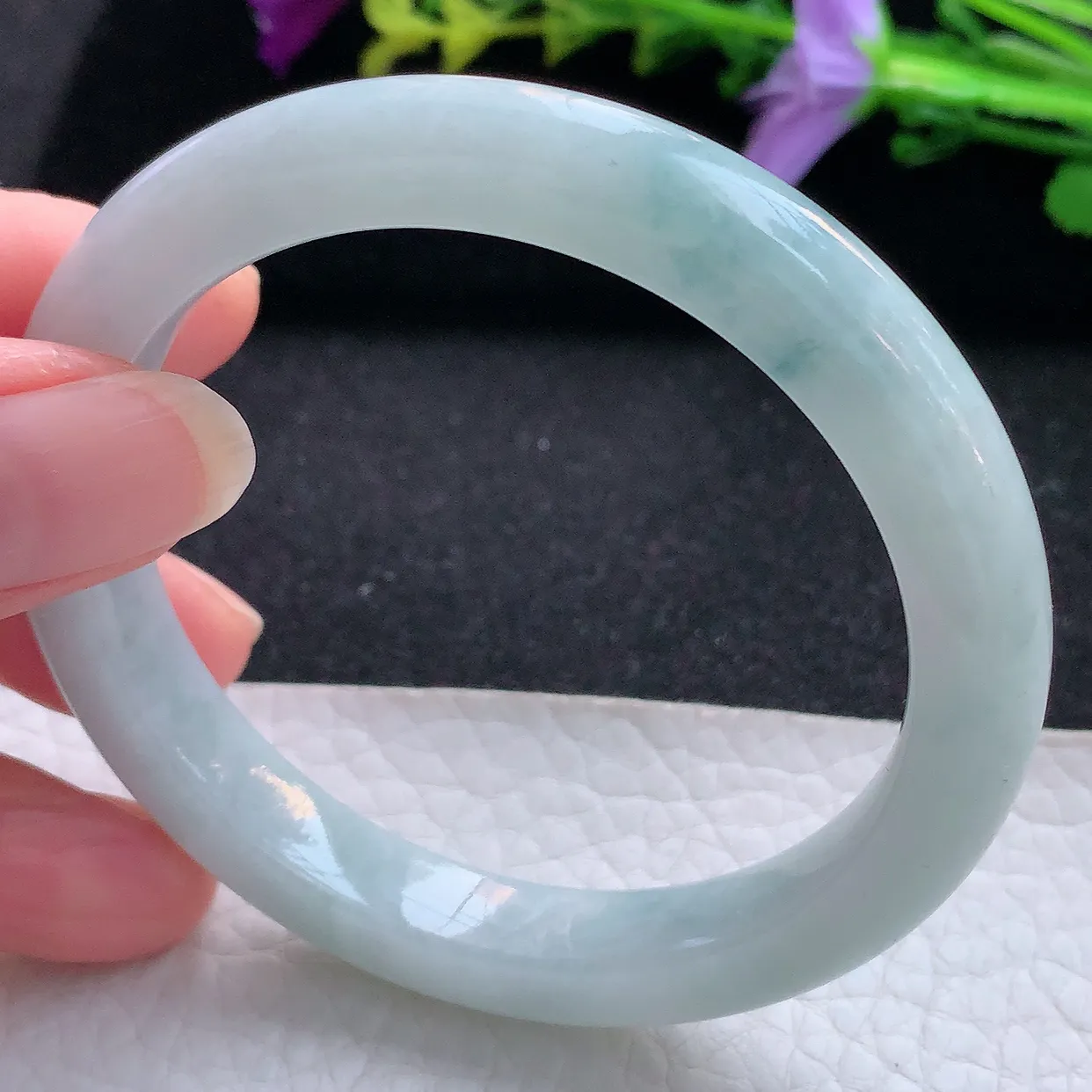 js实拍56*11.6*7.3平安镯 天然翡翠A货手镯水润飘花秀气宽边正圈玉镯子