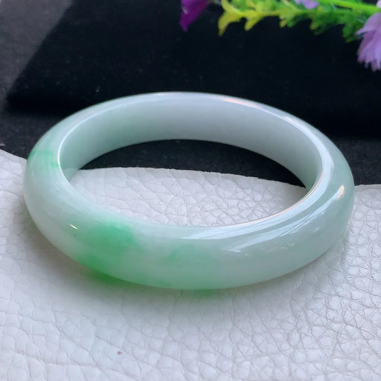 yh实拍56.5*11.8*8.5平安镯 天然翡翠A货手镯白底青宽边玉镯子