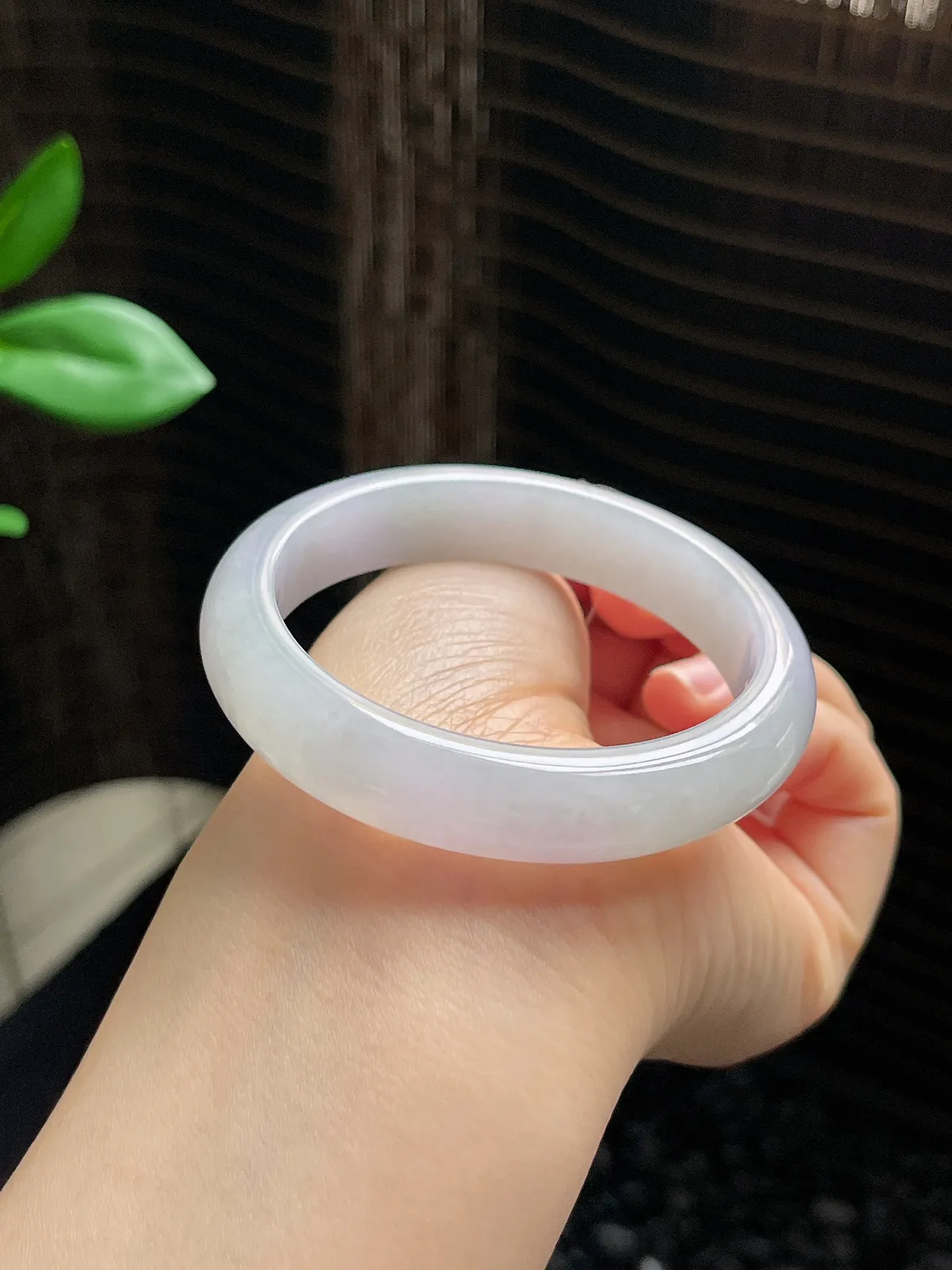 正圈53.8圈口，翡翠冰糯种淡紫色手镯