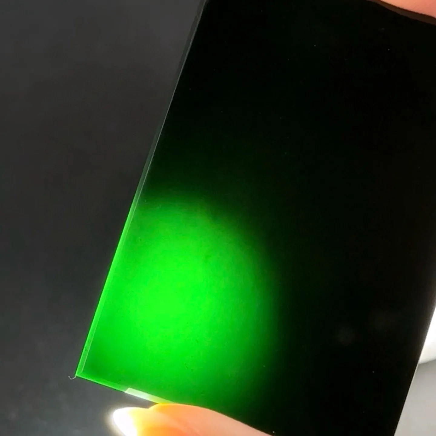 精品墨翠无事牌 种好色正 黑度极好 打灯通透 油性十足 尺寸54.6