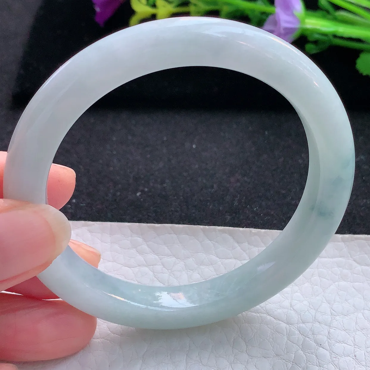 js实拍56*11.6*7.3平安镯 天然翡翠A货手镯水润飘花秀气宽边正圈玉镯子