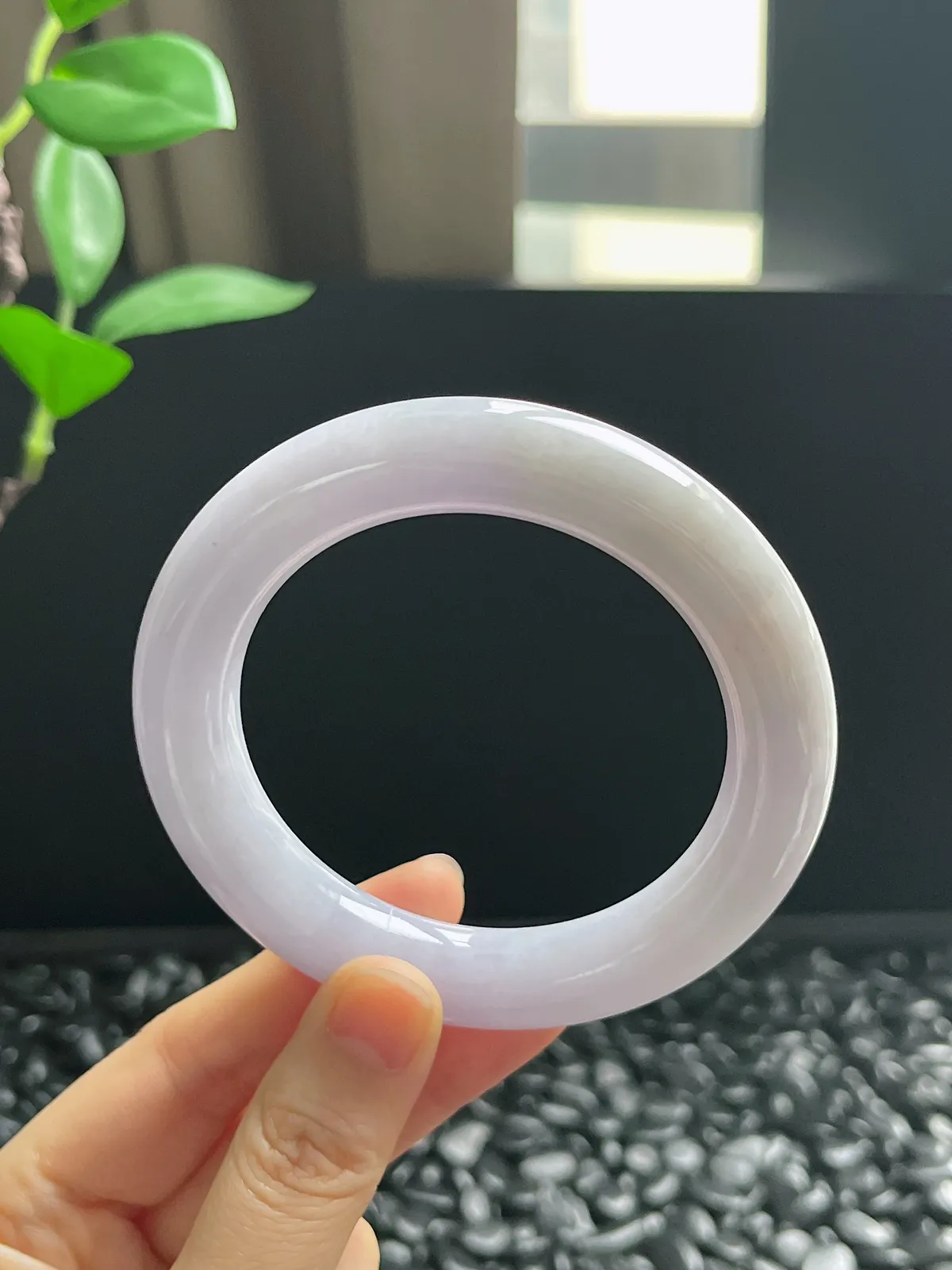 圆镯56圈口，翡翠糯化种紫色手镯