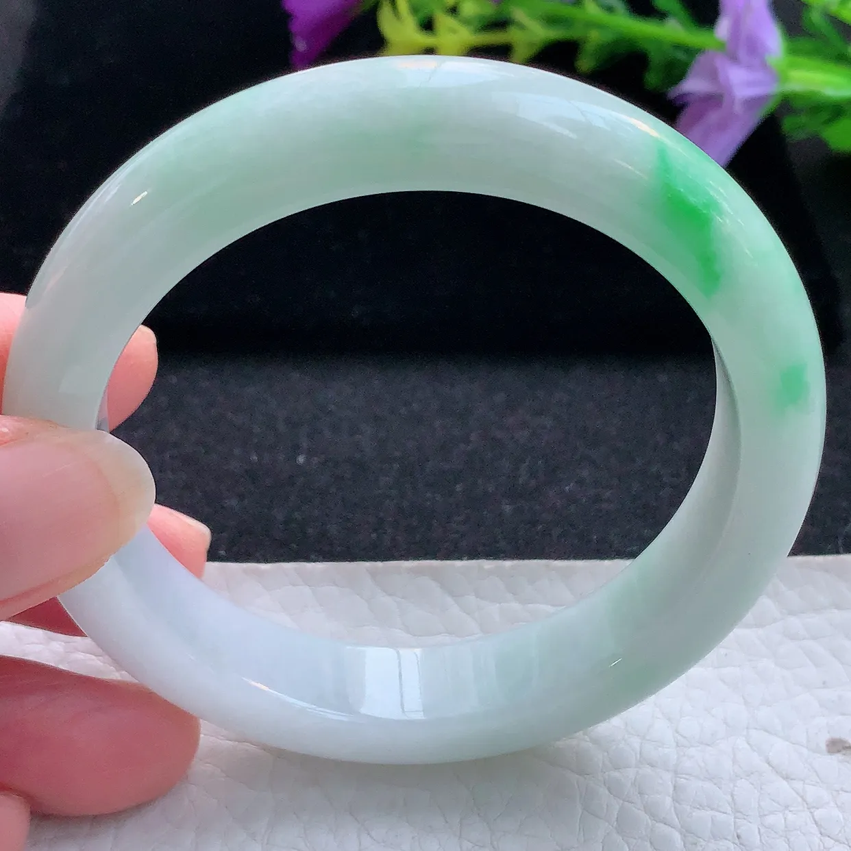 yh实拍56.5*11.8*8.5平安镯 天然翡翠A货手镯白底青宽边玉镯子