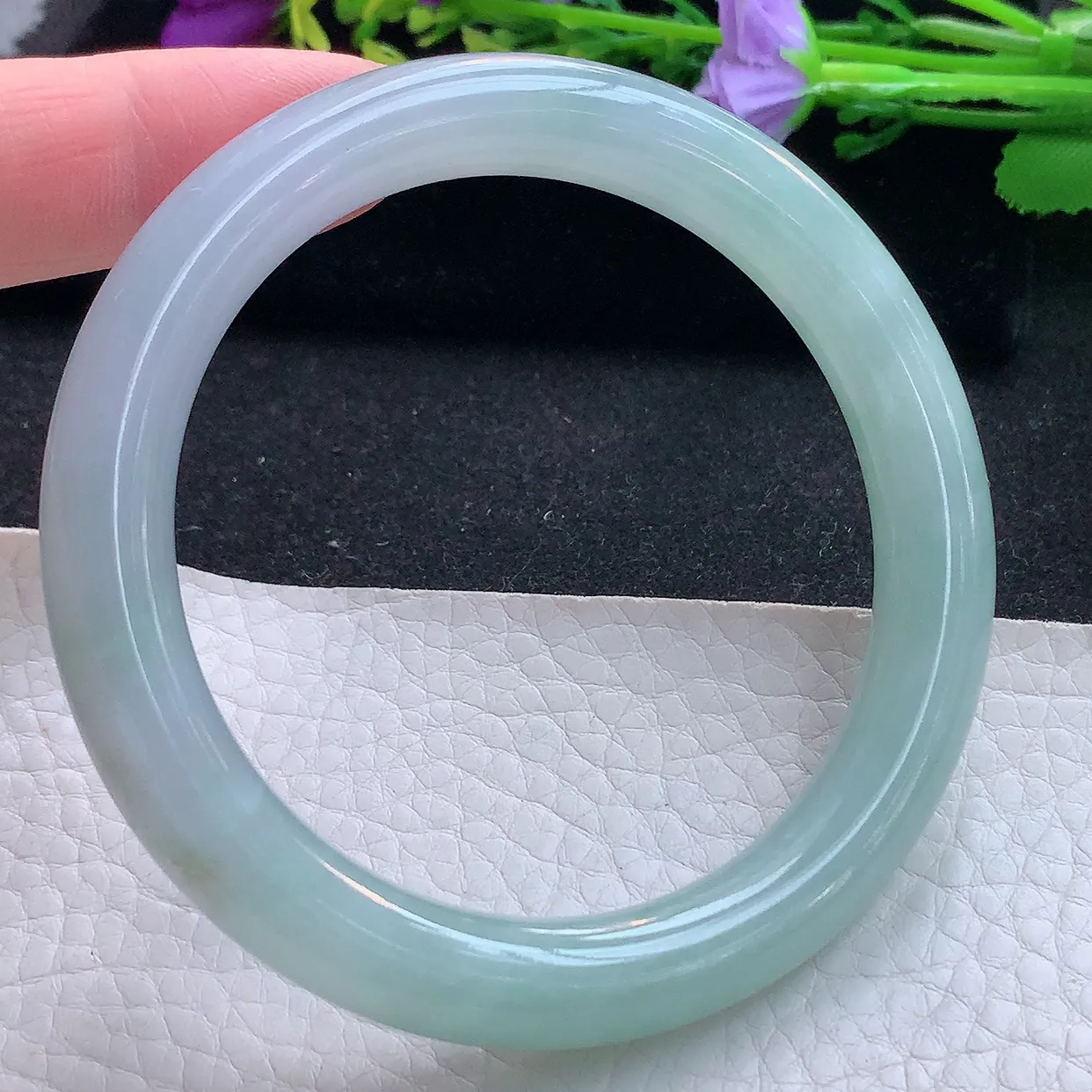 r实拍58*9.8*9.5美人镯 天然翡翠A货手镯清新圆条正圈玉镯子 叮当镯