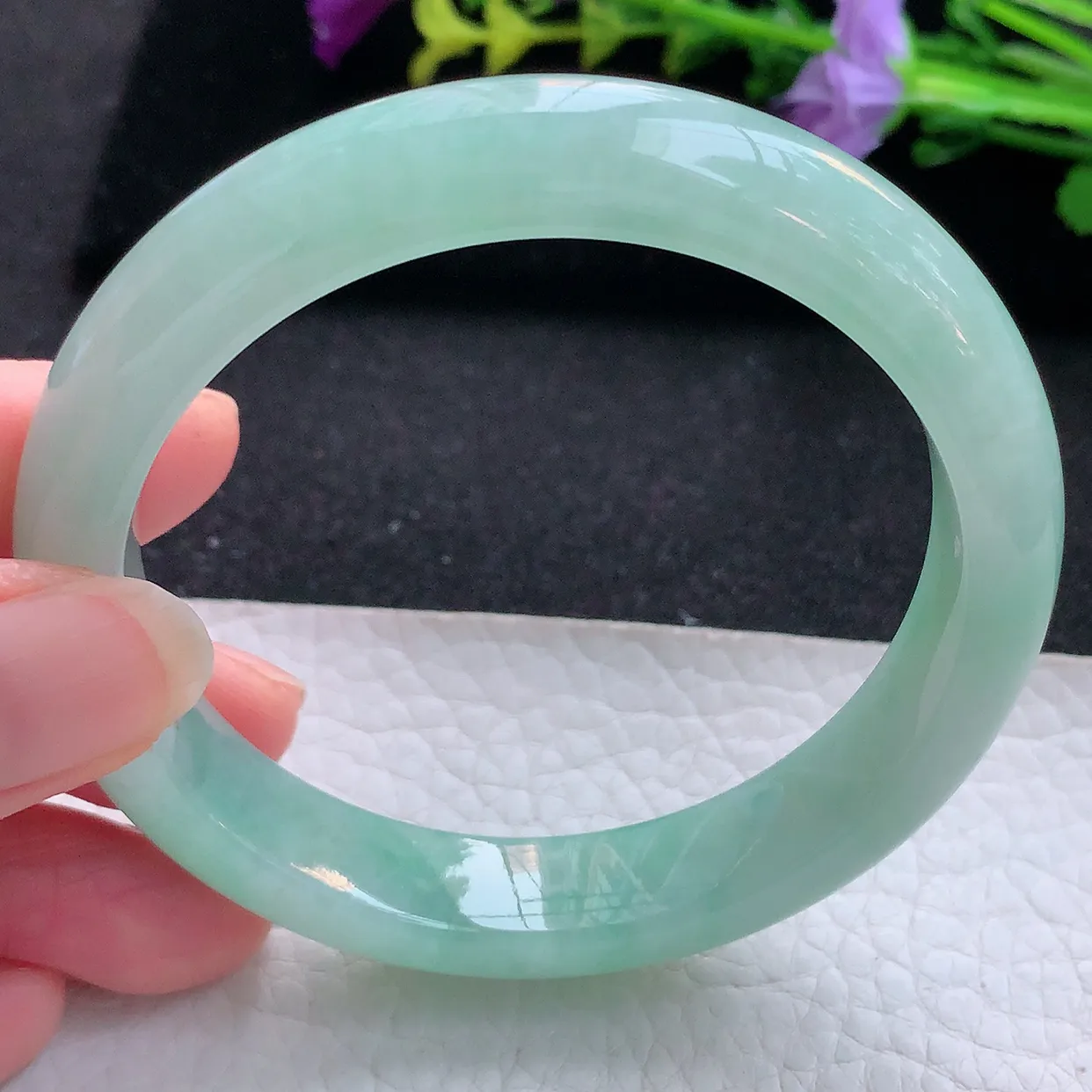 xx实拍57*12*8.3平安镯 天然翡翠A货手镯冰绿纯美宽边正圈玉镯子