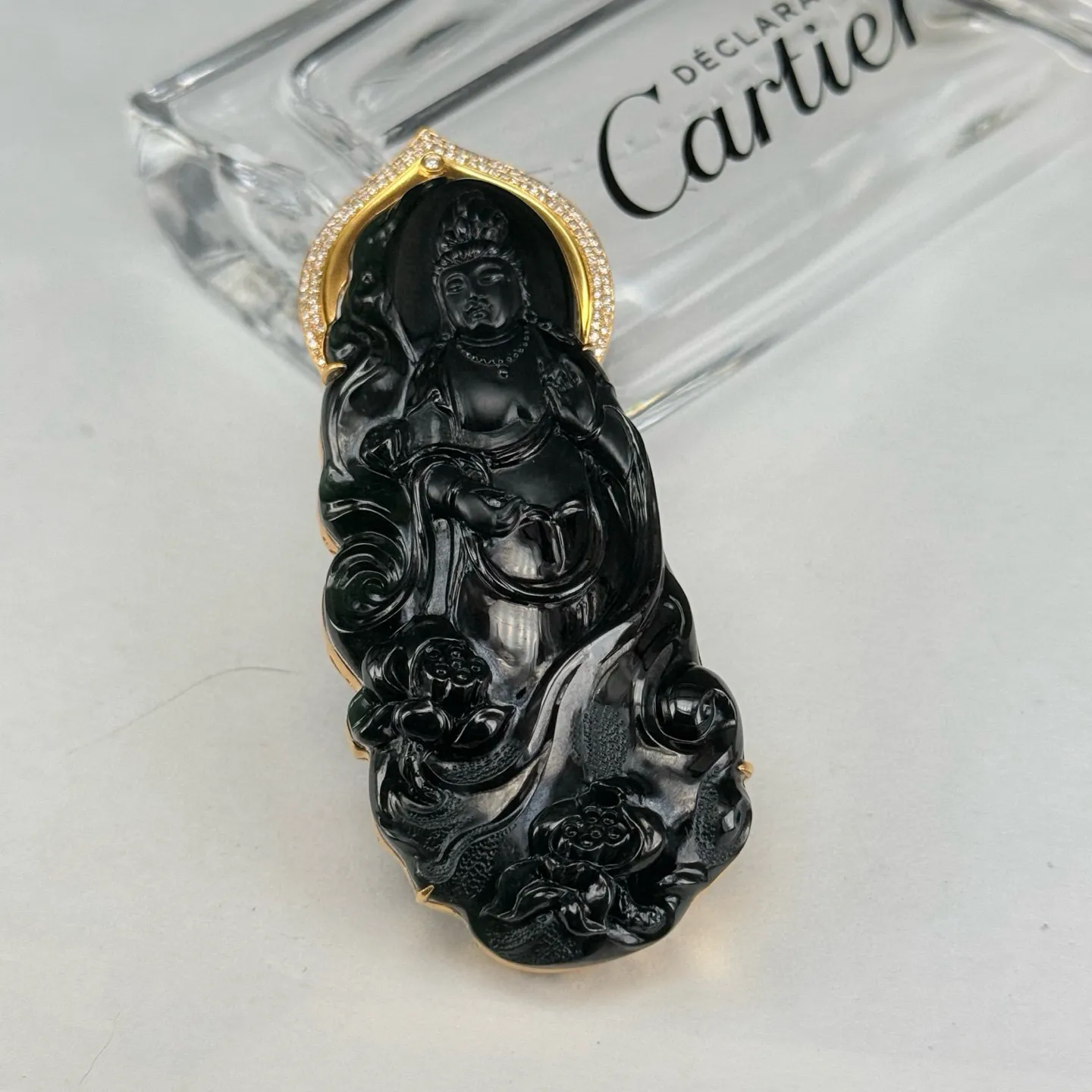 精品18k墨翠站观音 种好色正 黑度极好 打灯通透 油性十足  尺寸75