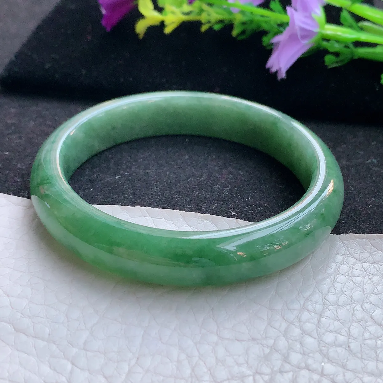 xx实拍56*11.8*7.6平安镯 天然翡翠A货手镯水润辣绿宽边正圈玉镯子