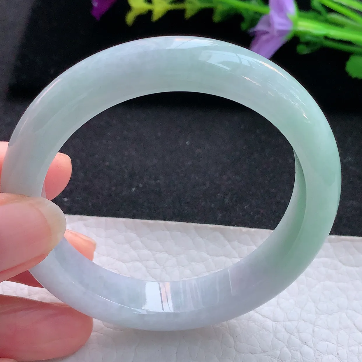 js实拍54.5*12*8.4平安镯 翡翠A货手镯水润半山水宽边正圈玉镯子