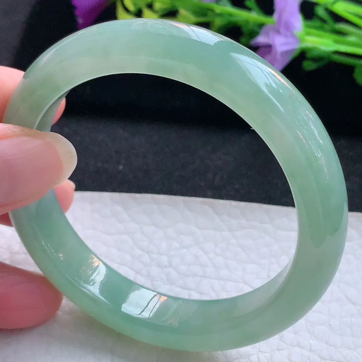 r实拍56*12*8.2平安镯 天然翡翠A货手镯冰晴宽边正圈玉镯子