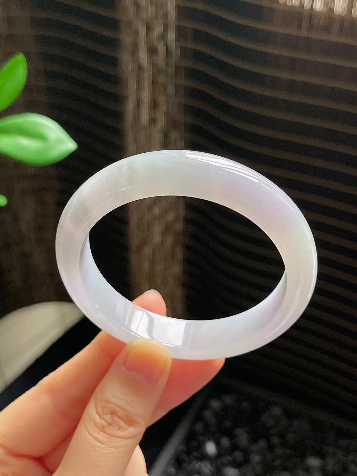 正圈53.8圈口，翡翠冰糯种淡紫色手镯