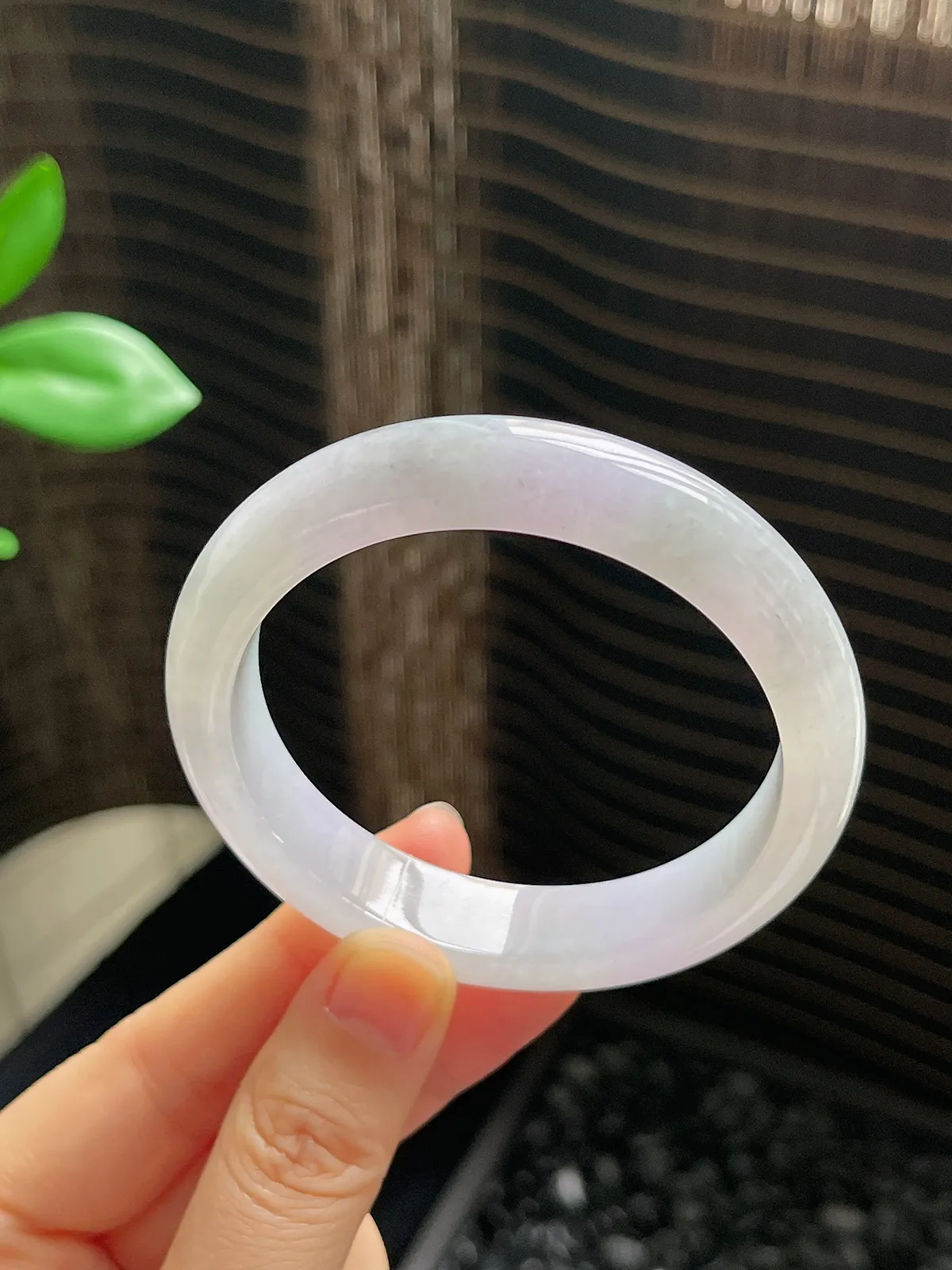 正圈53.8圈口，翡翠冰糯种淡紫色手镯