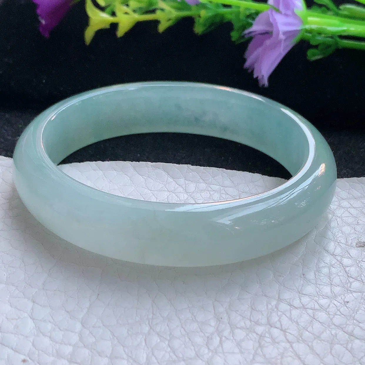 r实拍53*47*12.5*7.3贵妃镯 天然翡翠A货手镯冰晴蛋形宽边玉镯子