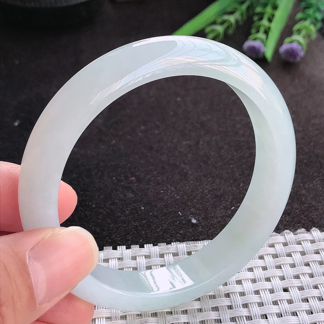 实拍A货翡翠58/12.8/8老坑冰润起胶白冰手镯宽边玉镯手环