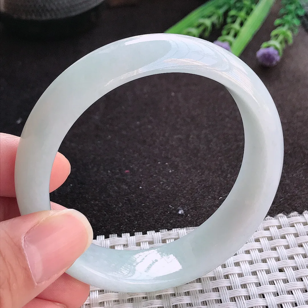 实拍A货翡翠58.3/16.5/8老坑秀气温润白月光轮胎手镯宽边玉镯手环