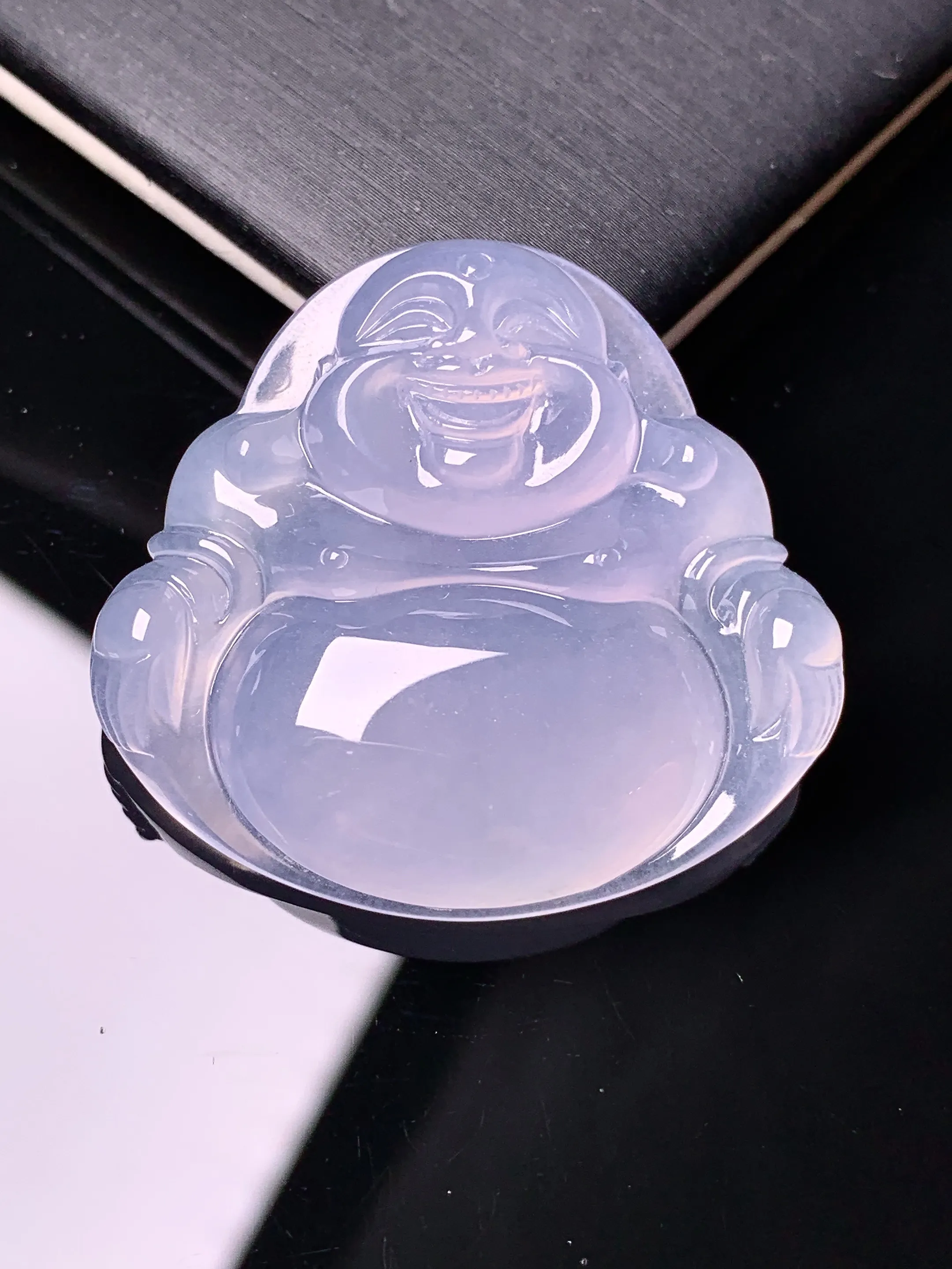 冰种佛公吊坠 玉质细腻 色泽清新艳丽 整体尺寸32.2*34.8*7.2