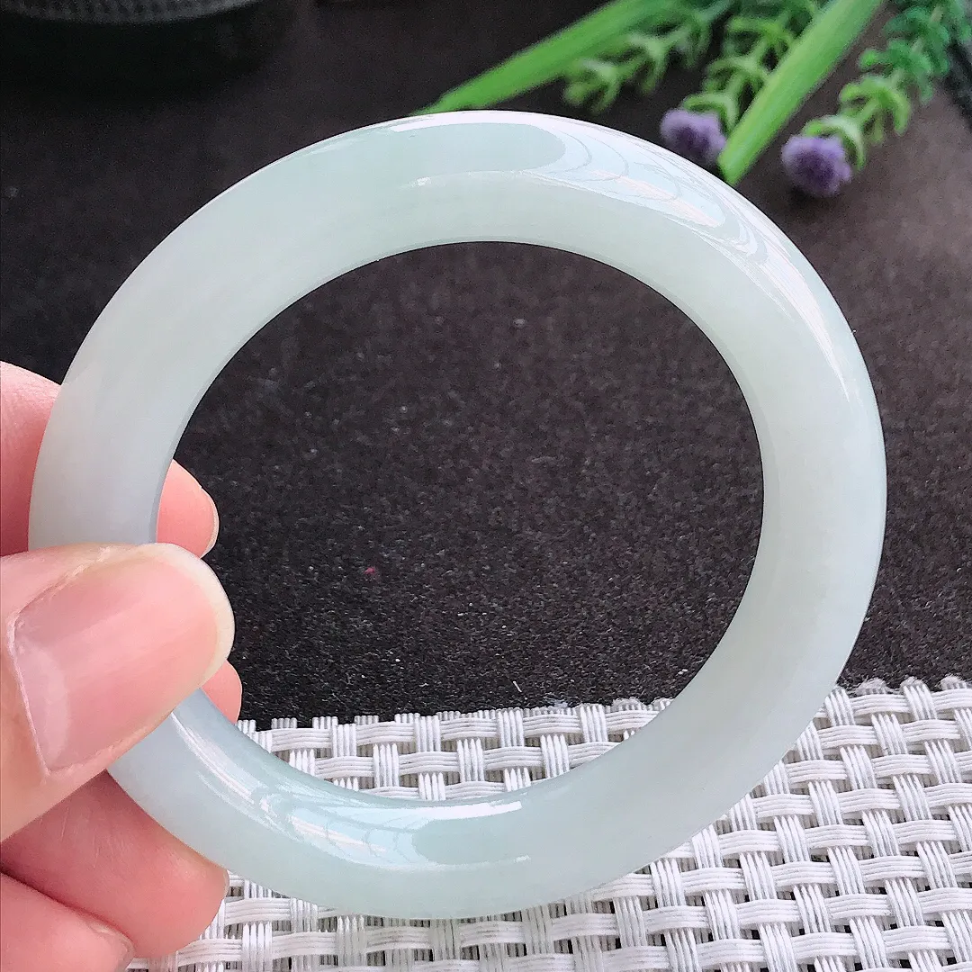 实拍A货翡翠52/10.2/10老坑秀气冰润冰晴圆条手镯玉镯手环