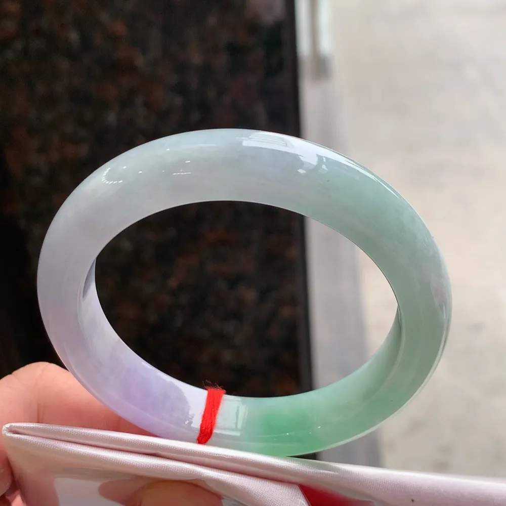 正圈冰春彩 无瑕 尺寸:58.1/12.4/9.2 超美