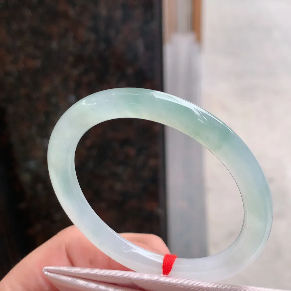 贵妃高冰绿 无瑕 尺寸:54.1/7.4 种水好