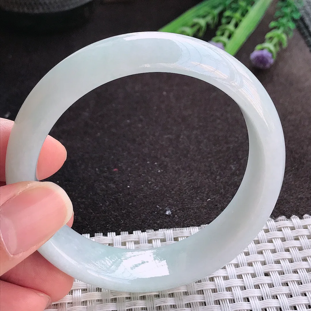 实拍A货翡翠58.3/16.5/8老坑秀气温润白月光轮胎手镯宽边玉镯手环