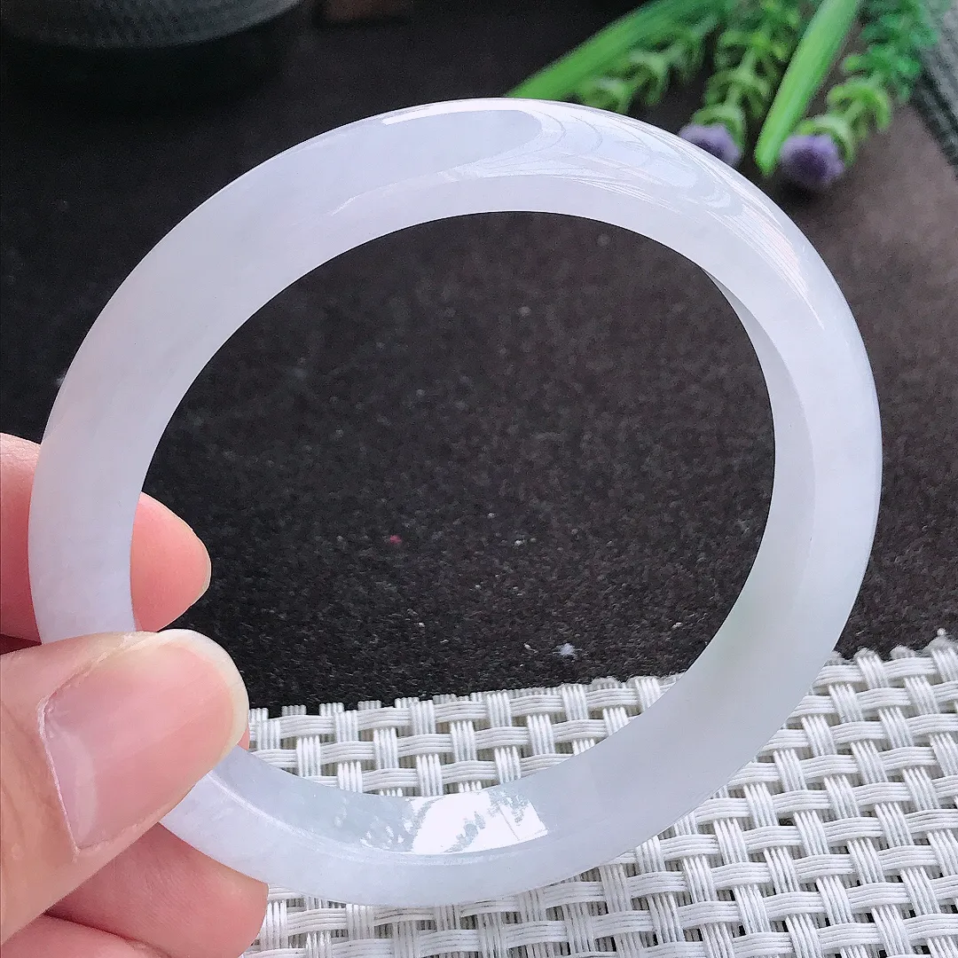 实拍A货翡翠61/11.4/8.2老坑冰润起胶大圈口白冰手镯宽边玉镯手环