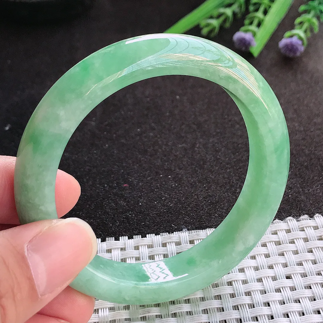 实拍A货翡翠55/12.5/8.7老坑温润满绿手镯宽边玉镯手环