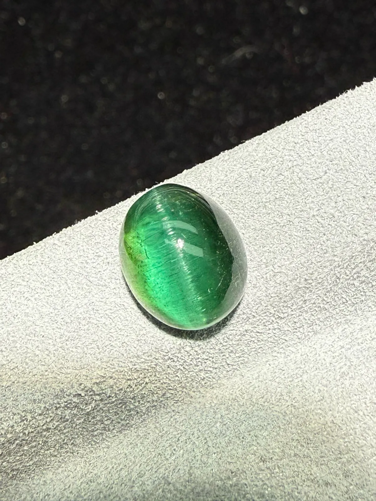 5.2克拉蓝绿碧玺猫眼裸石 猫眼效应犀利 晶体好[强][强] 水头十足 俏色系列可遇不可求 大约规