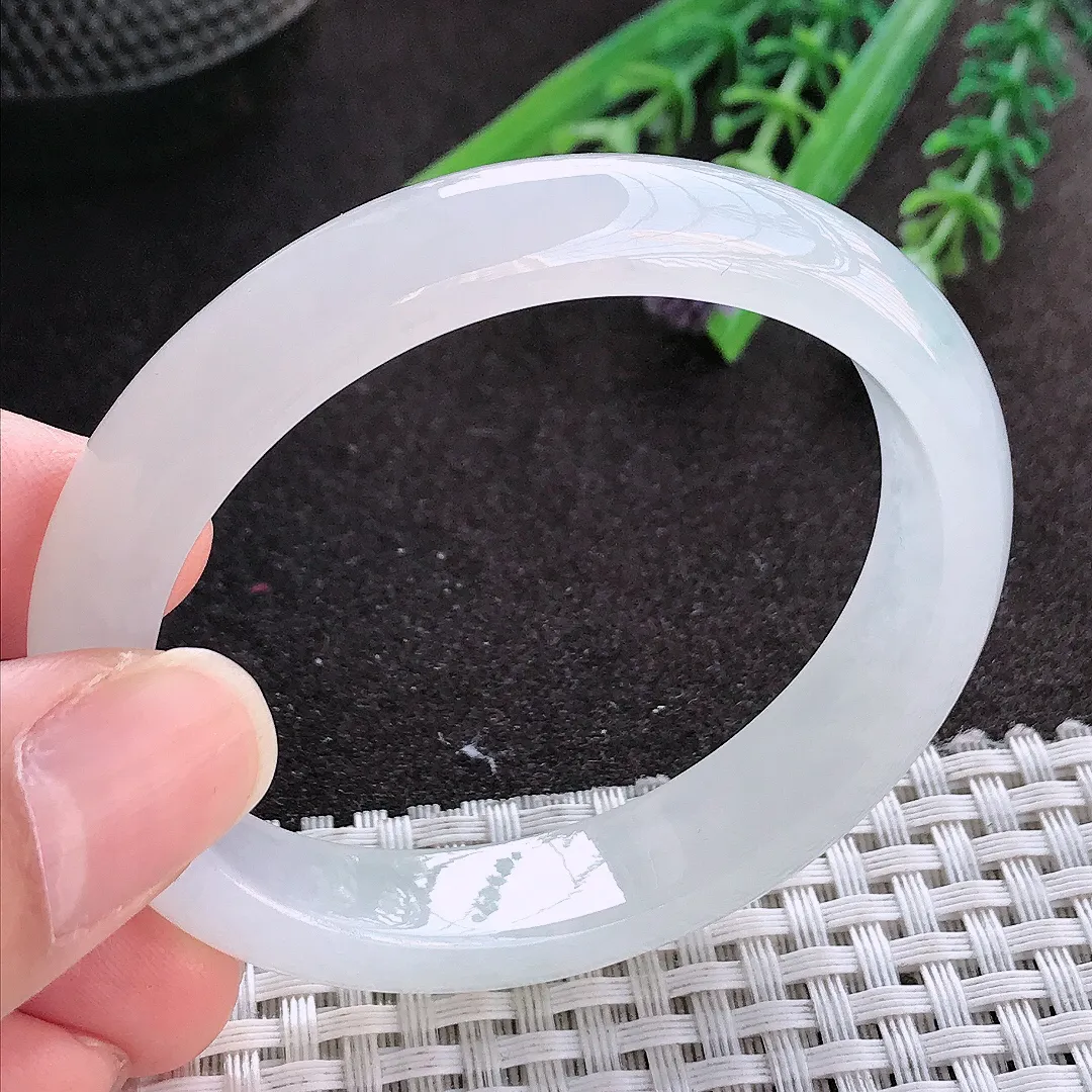 实拍A货翡翠53/46/11.7/7.2老坑冰透起胶白冰贵妃手镯宽边玉镯手环