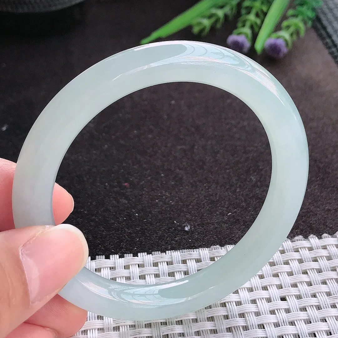 实拍A货翡翠56/9老坑冰胶果冻冰晴圆条手镯翡翠圆镯玉手环